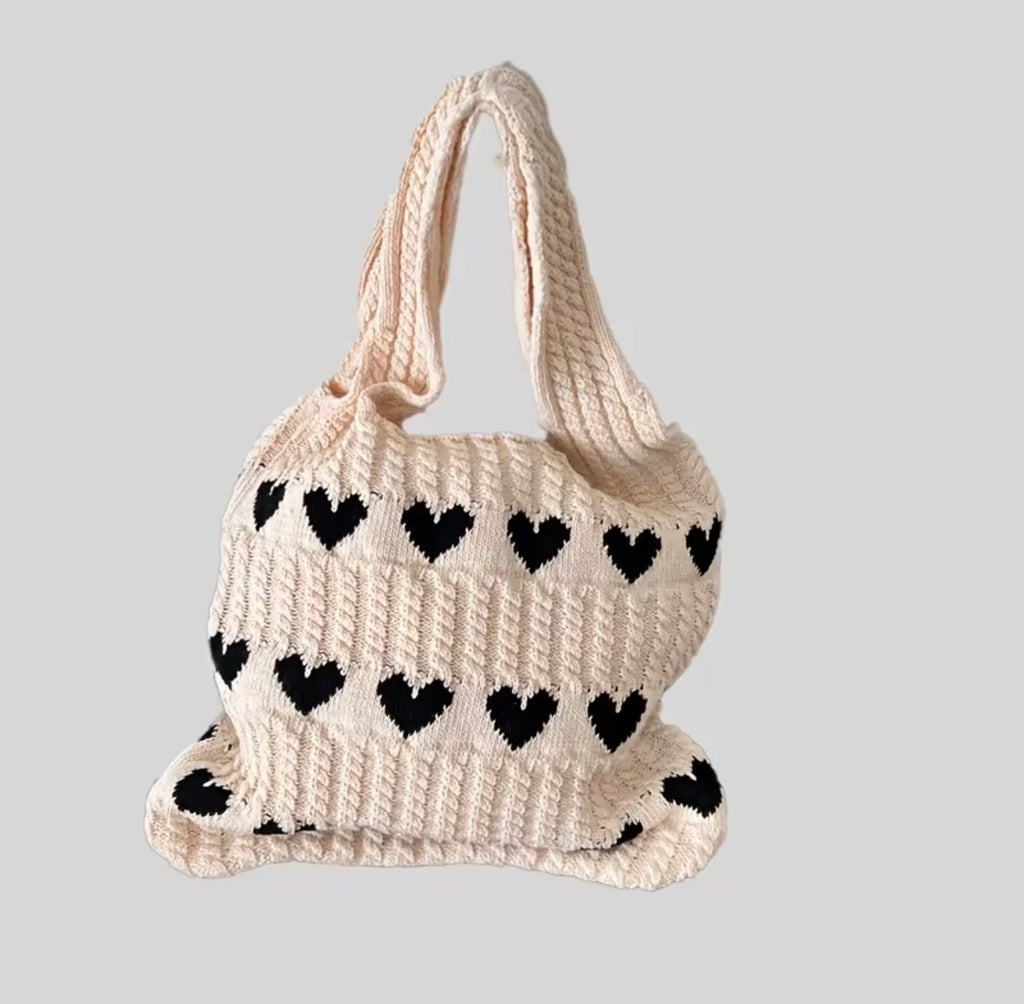 🖤🤍 Heart Knit Tote Bag – Cute, Cozy & Perfect for Everyday Use 🤍🖤