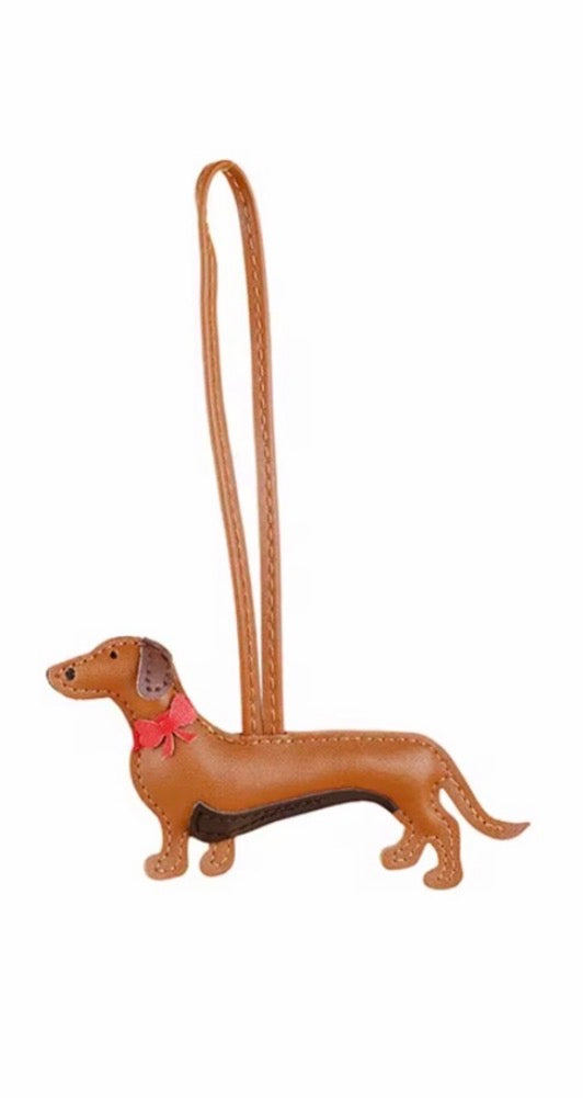 KEYCHAIN - Dachshund Leather Bag Charm Key - Tan